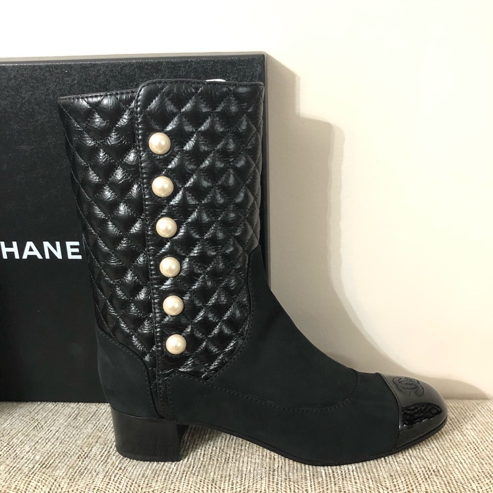 ❤️l❤️. NEW CHANEL HIGH BOOTS SIZE 40 - Picture 2 of 8